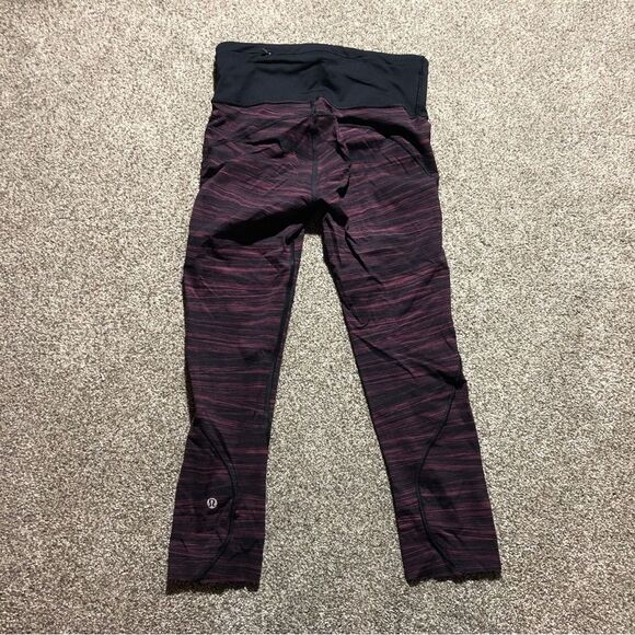 LULULEMON RUN THE DAY CROPPED LEGGINGS 17” LOW TIDE BLUSH BERRY BLACK SIZE 4 - Picture 5 of 8
